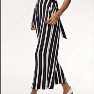 Aritzia Wilfred Faun Striped Pants Size XS